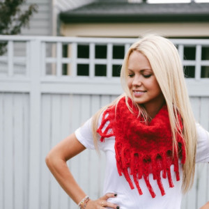 red-infinity-scarf