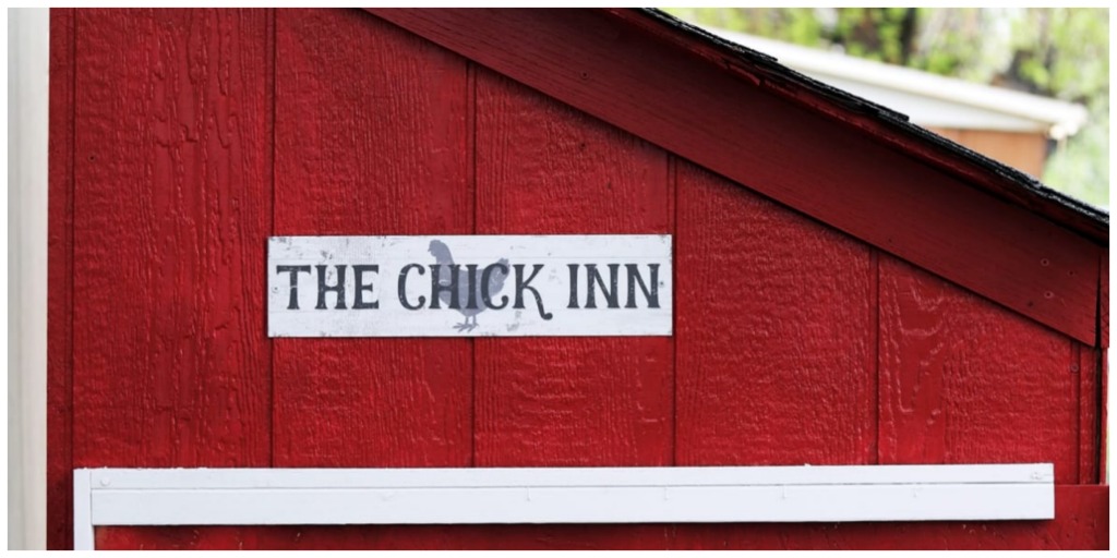 The Chick Inn Sign