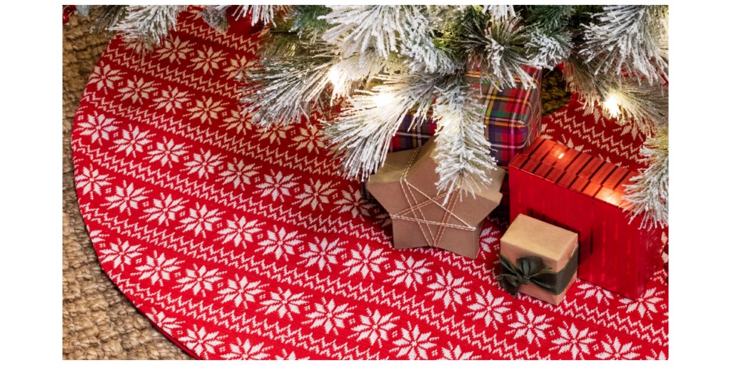 Christmas tree skirt