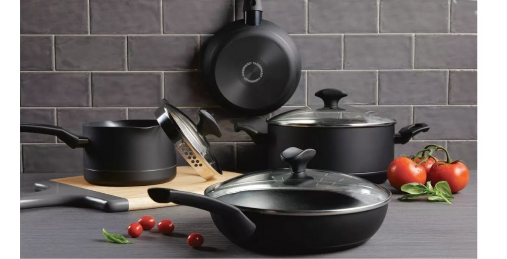 Farberware cookware set