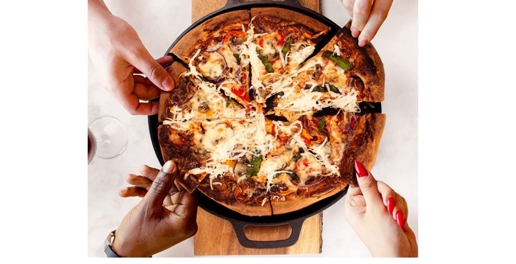 cast iron pizza