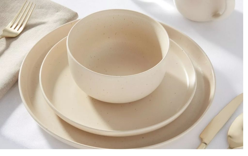 16 piece dinnerware set