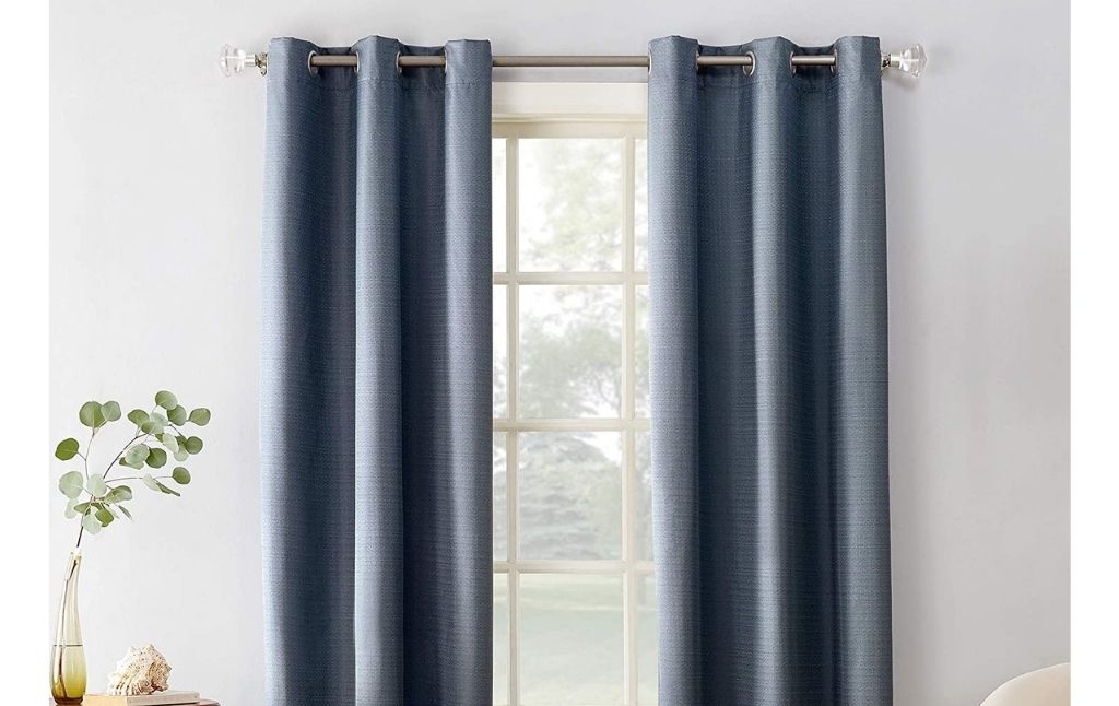 blackout curtain