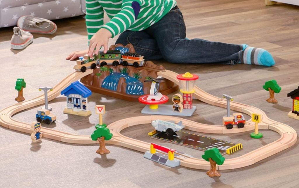 kidkraft bucket top mountain train