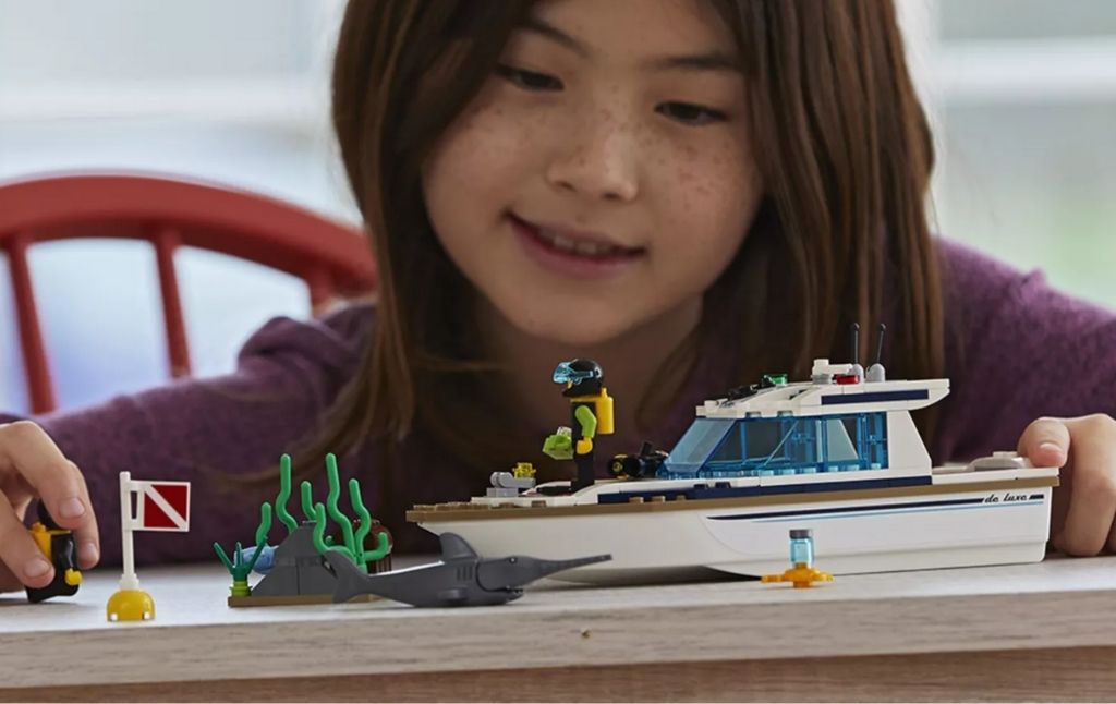 LEGO yacht playset