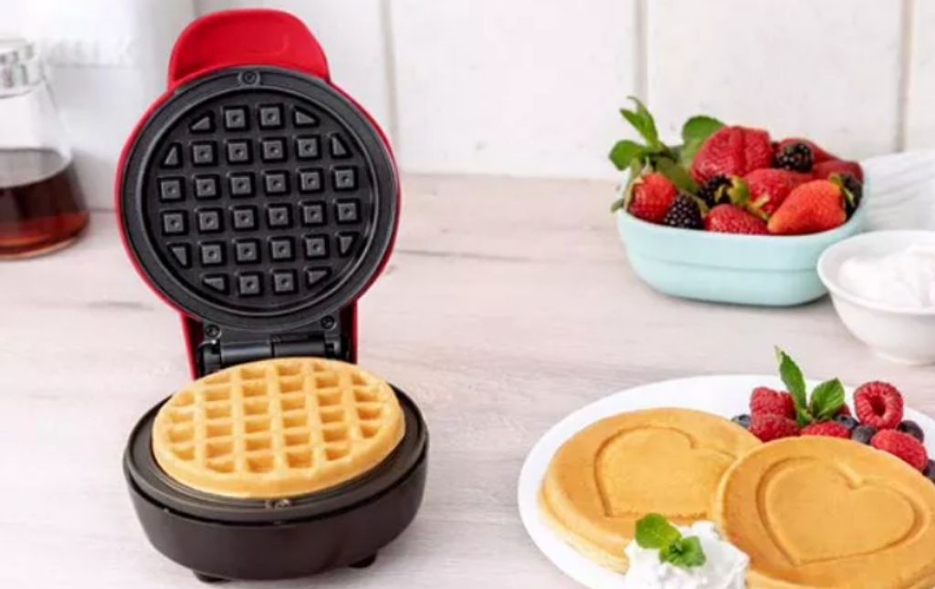 bella mini waffle maker