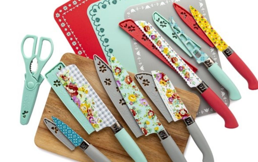 pioneer woman cutting board knife set