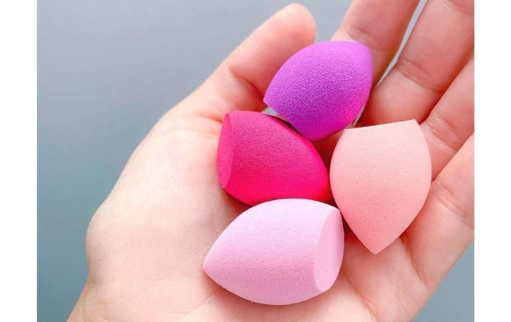 real techniques mini beauty sponge