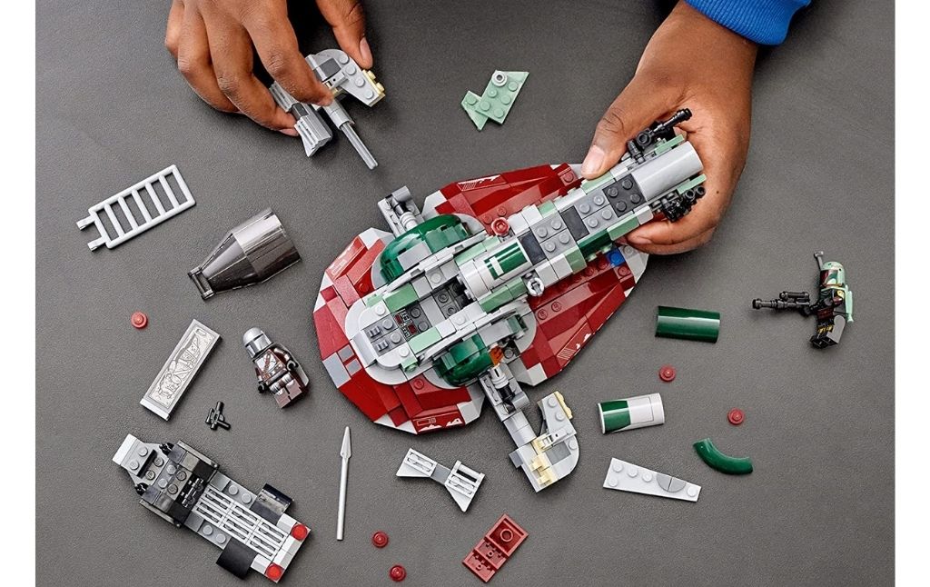 LEGO Star Wars Boba Fett’s Starship Building Kit 