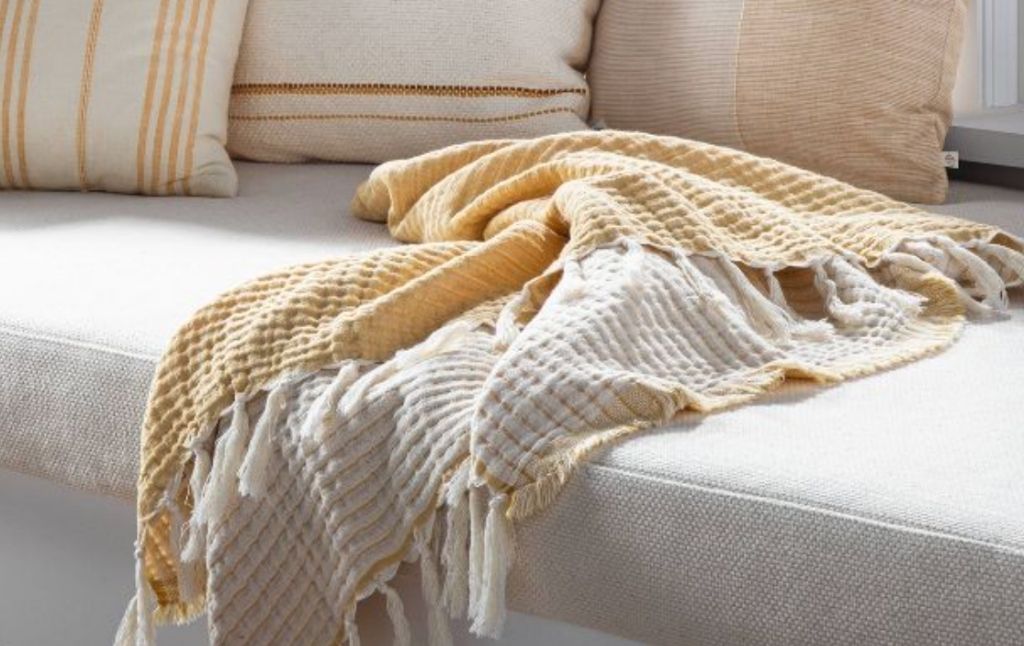 fringe throw