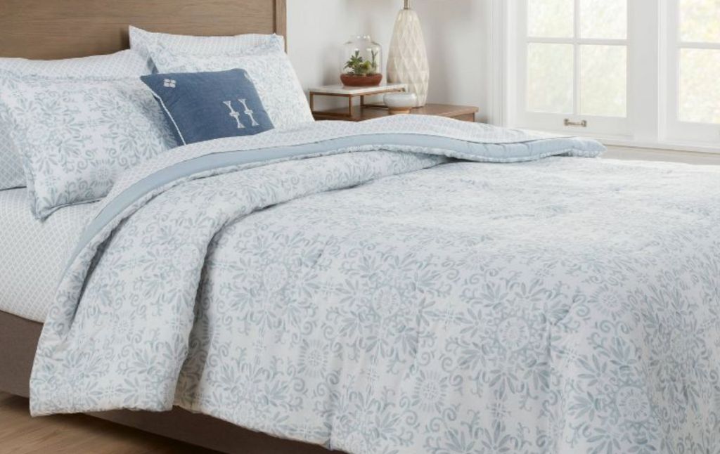 blue comforter set