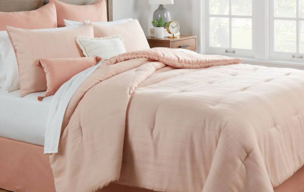 pink comforter set