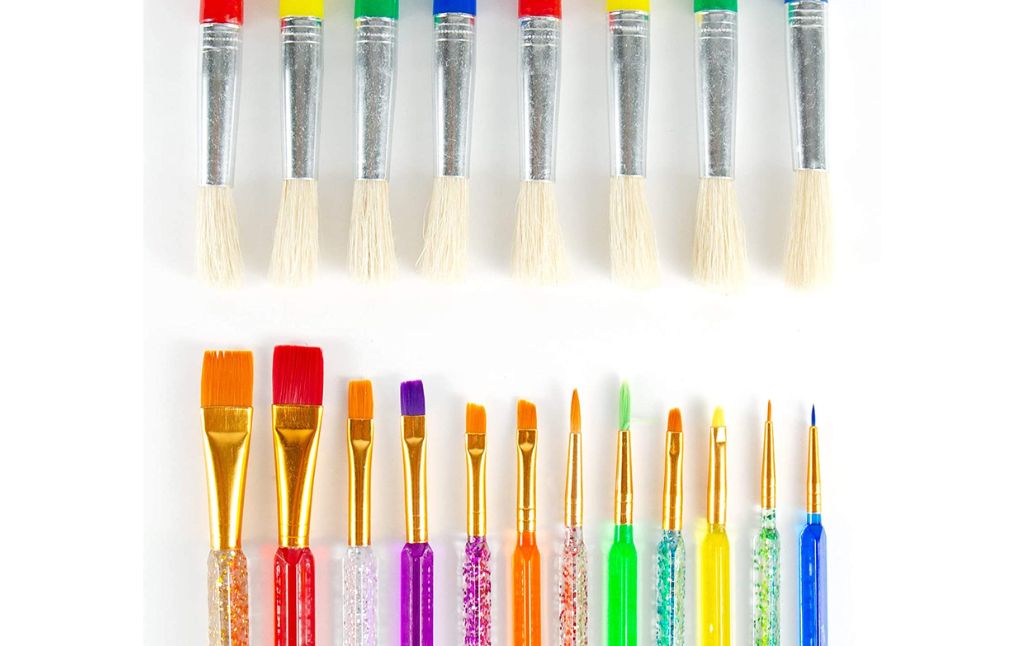 assorted paint brushes