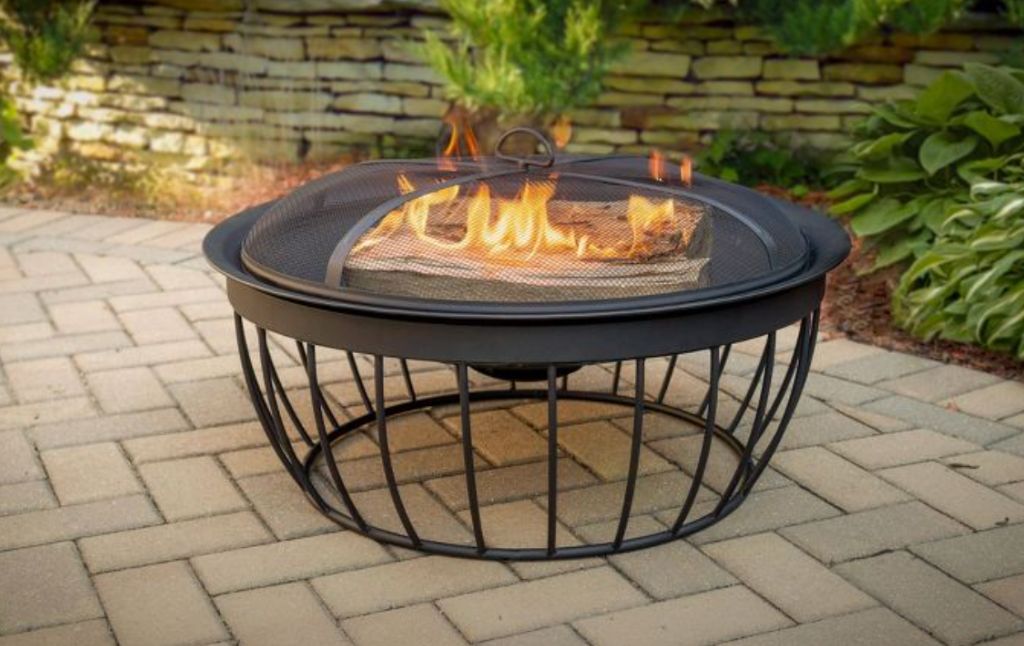 outdoor fire pit