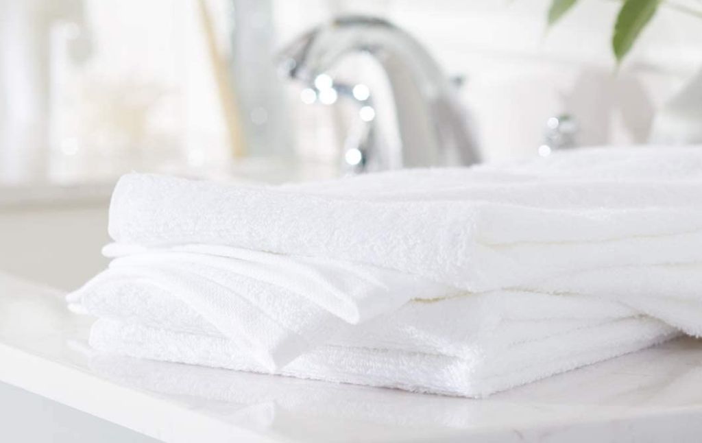 amazon basics white towels