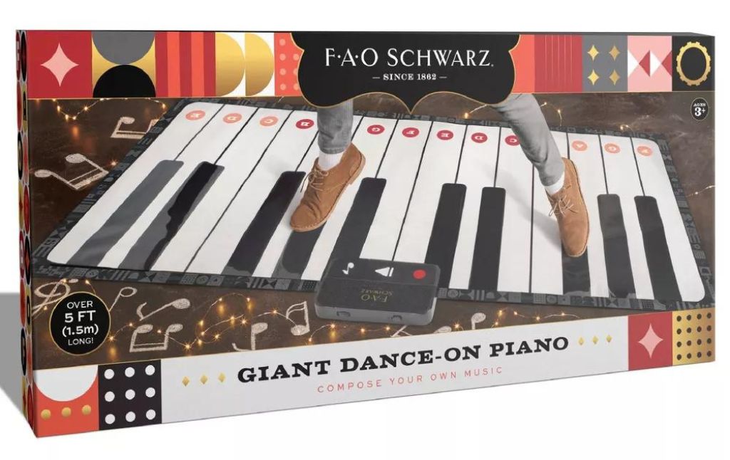 fao schwarz giant piano