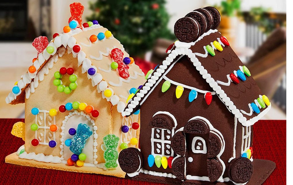 holiday cookie houses