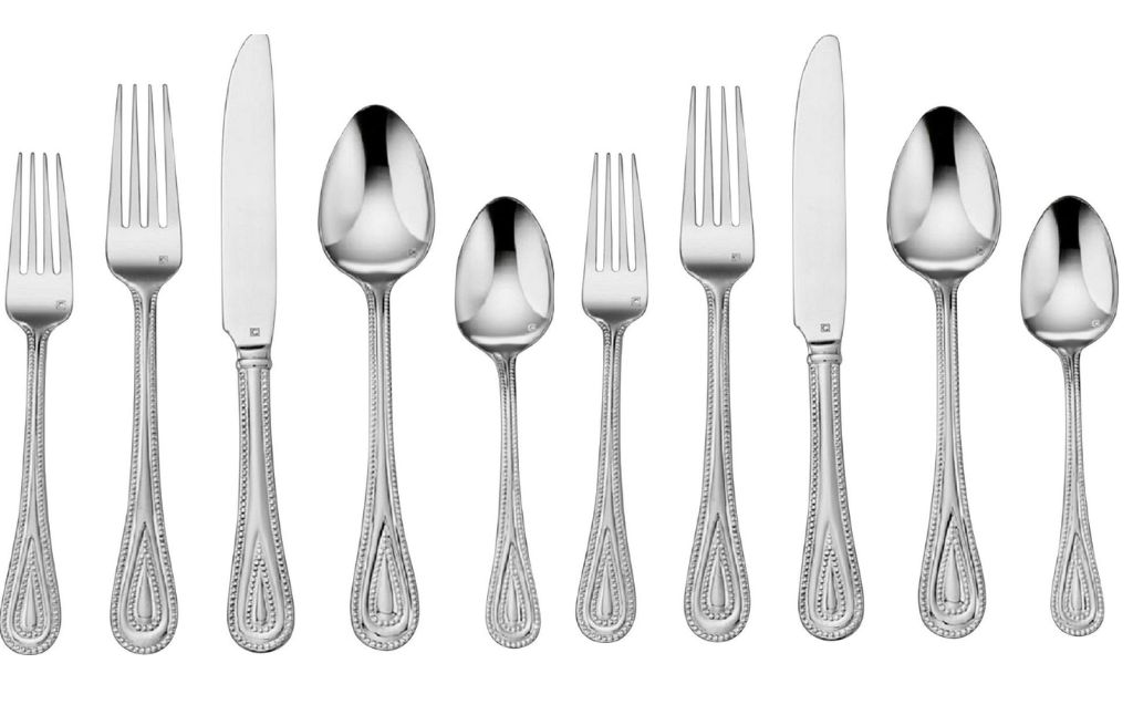 cuisinart flatware set