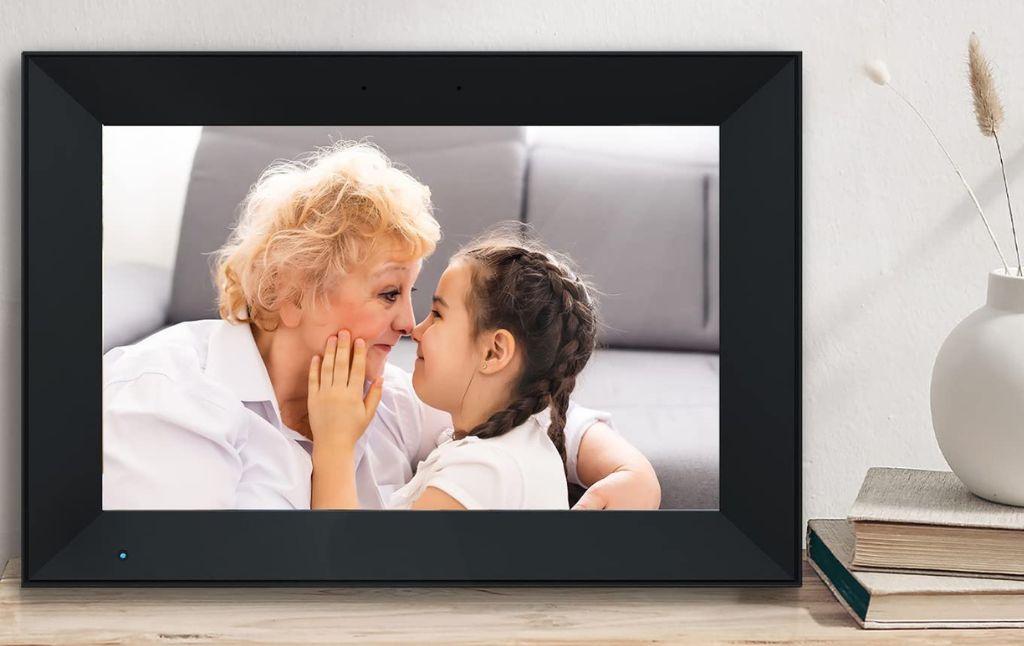 digital photo frame