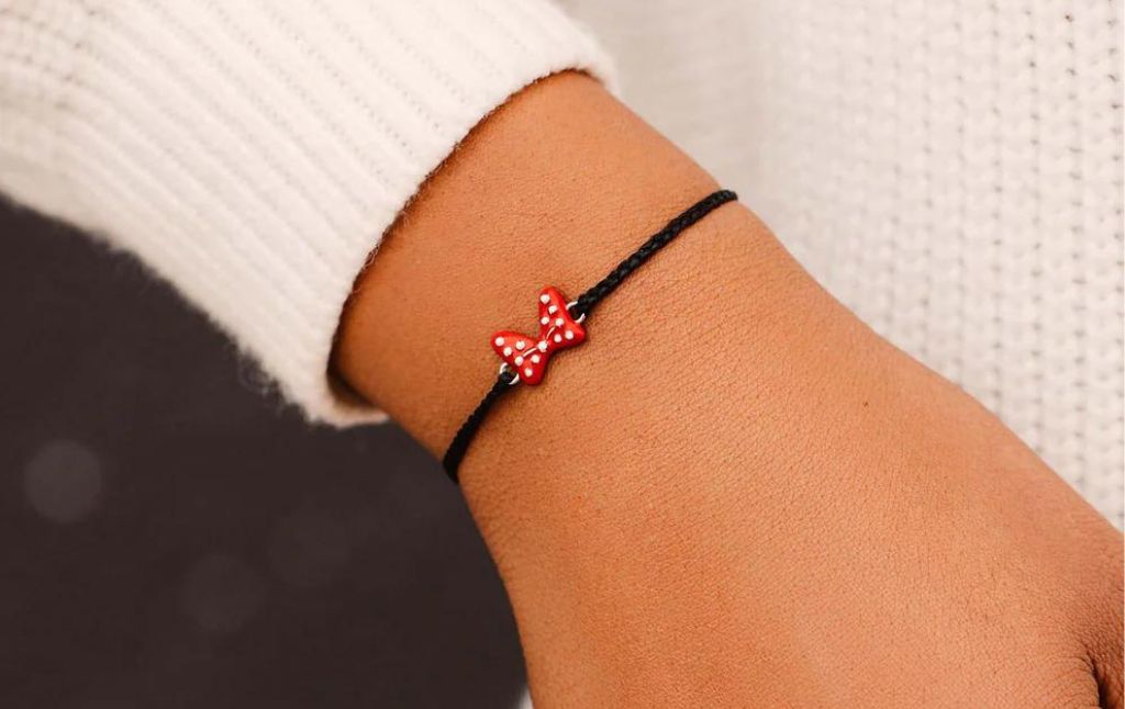 pura vida disney red bow bracelet