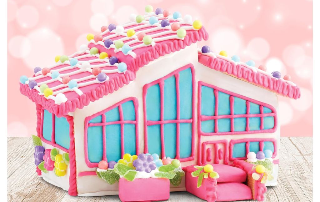 barbie cookie decorating house