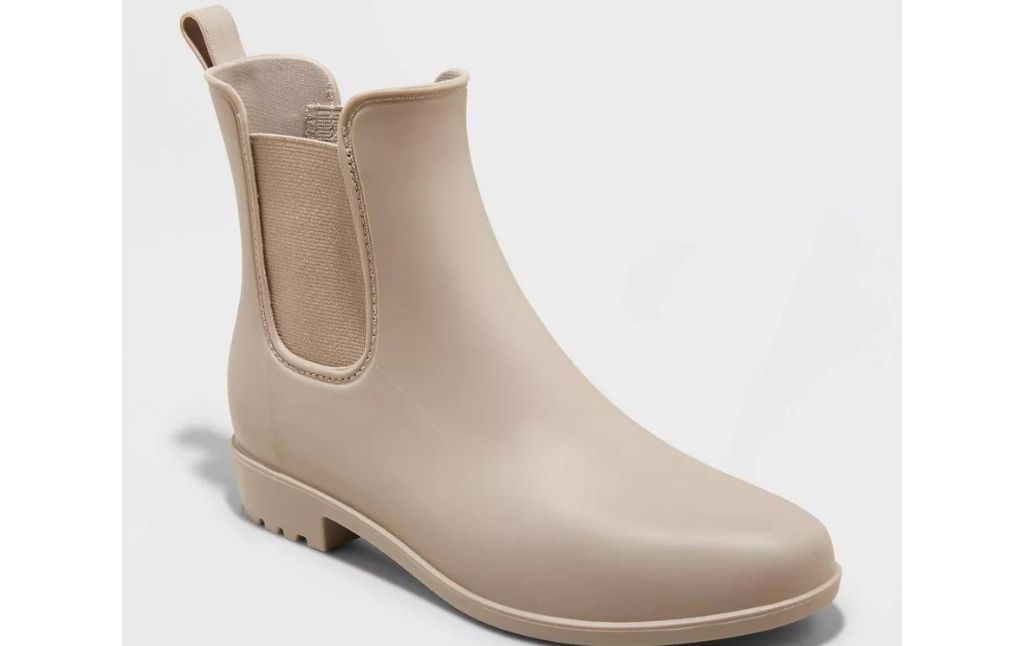 women rain boots