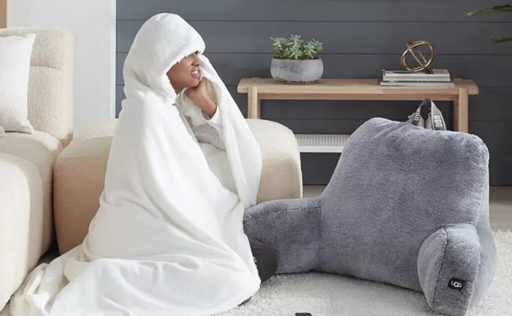 ugg hooded blanket