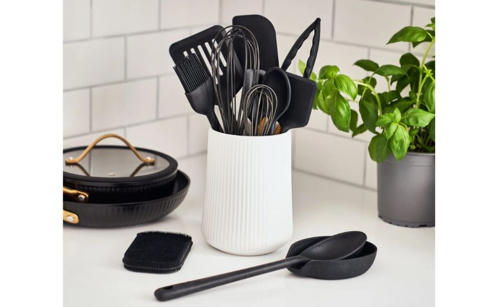 utensil set