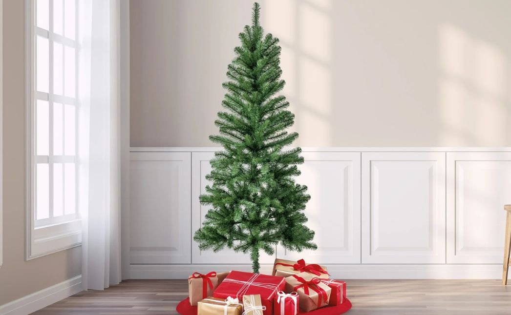 artificial Christmas tree 